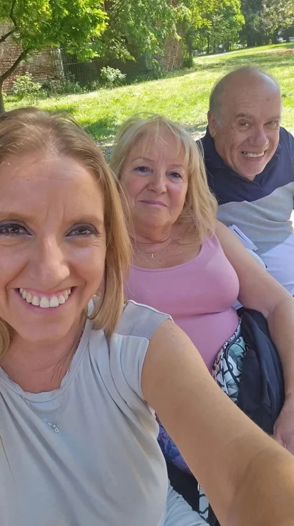 paula berni y padres